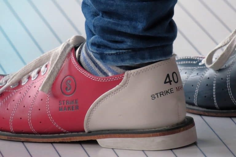How Bowling Shoes Should Fit: A Step-By-Step Guide